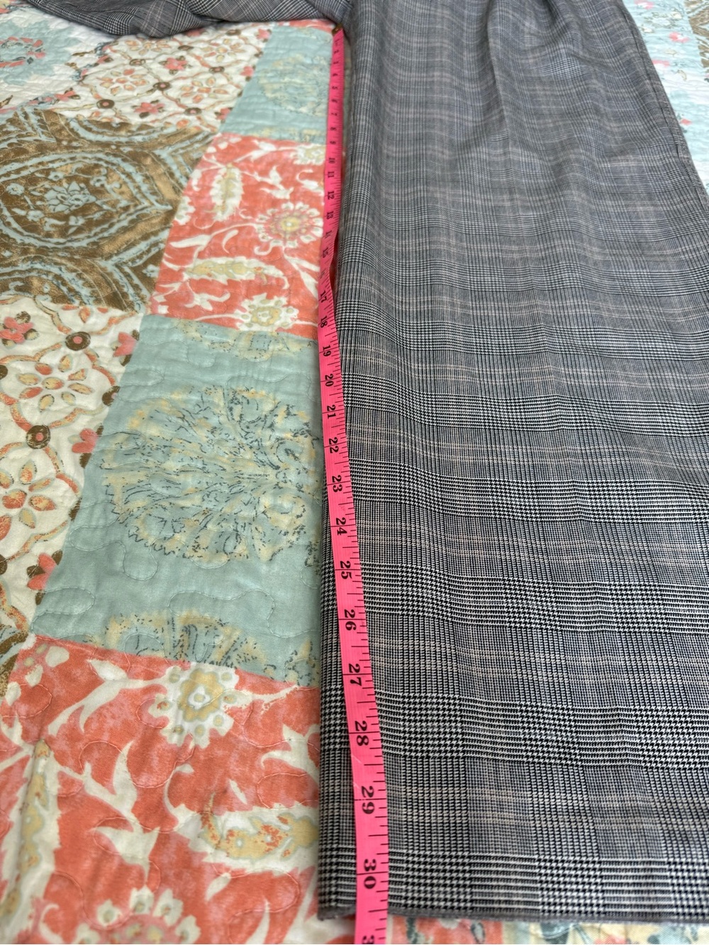 Aritzia Gray Plaid Wide-Leg Trousers Preppy Business - Picture 13 of 16